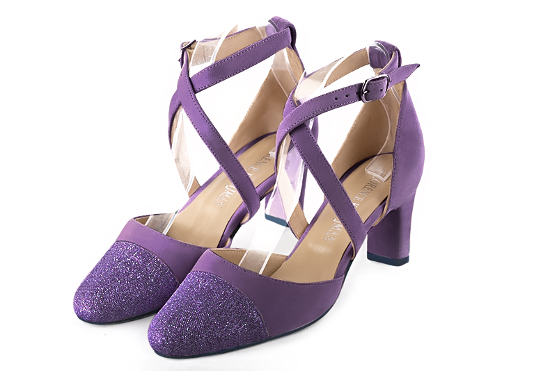 Amethyst purple women's open side shoes, with crossed straps. Round toe. Medium comma heels. Front view - Florence KOOIJMAN